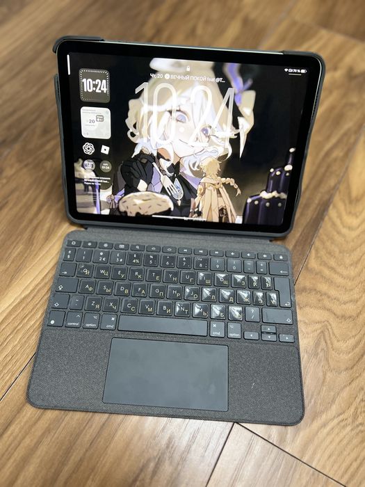Etui z klawiarutą i touchpadem Logitech Combo Touch dla iPad Air 4