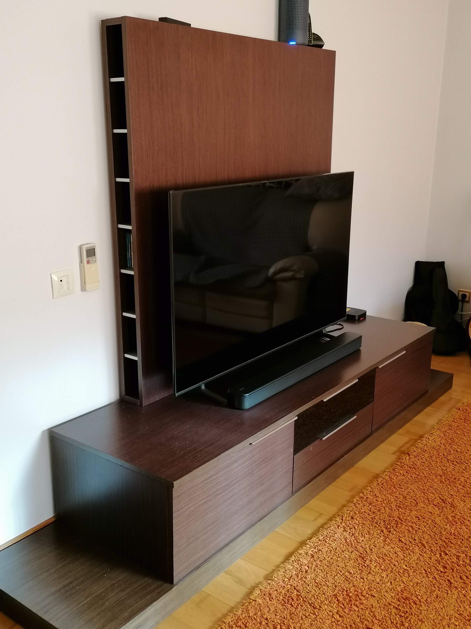 Móvel de TV (La Sénia)