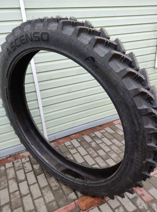 Продаж шин 9.5-48 230/95-48. ASCENSO