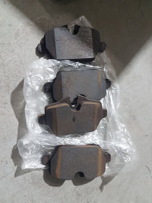 Klocki hamulcowe BOSH BMW E90 318d E87 M47