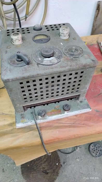 Prostownik 12v stary niemiecki