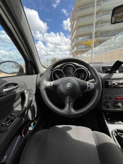 Alfa Romeu 147 1.6 Gasolina