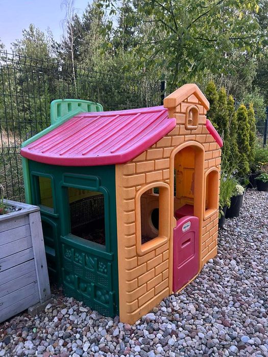 Domek dziecięcy ogrodowy little tikes