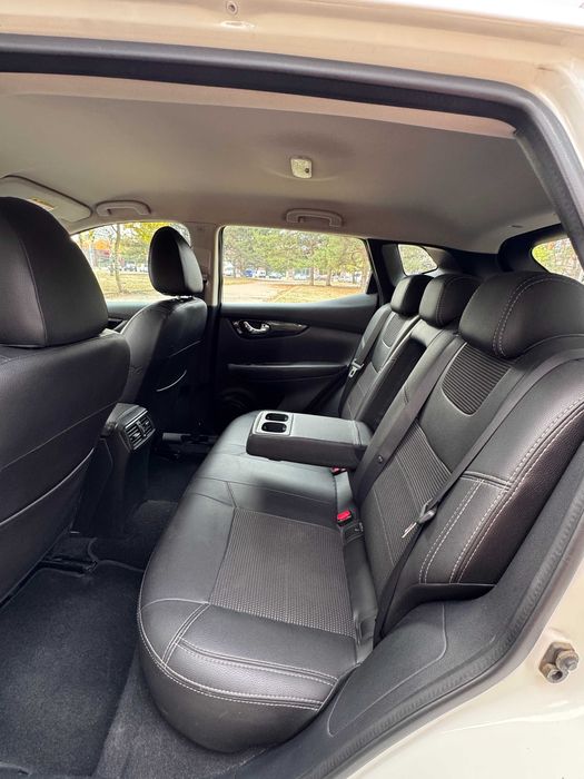 Продам автомобіль Nissan Qashqai 2017, дизель
