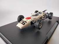 1:43 Honda RA272 #26 - Richie Ginther (1965)
