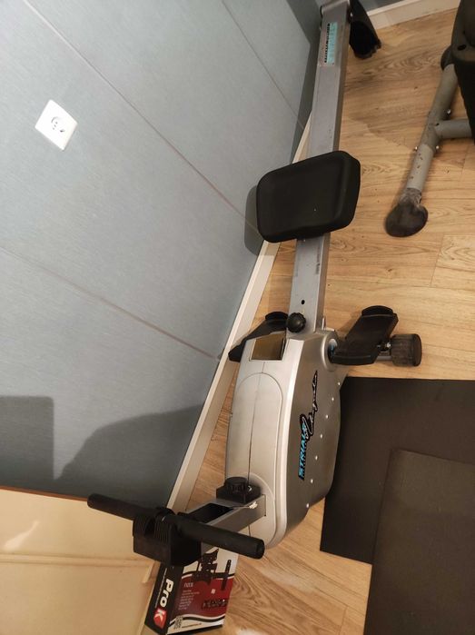 Máquina de remo marca Decathlon