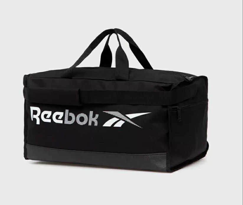 Продам не дорого спортивную сумку Reebok