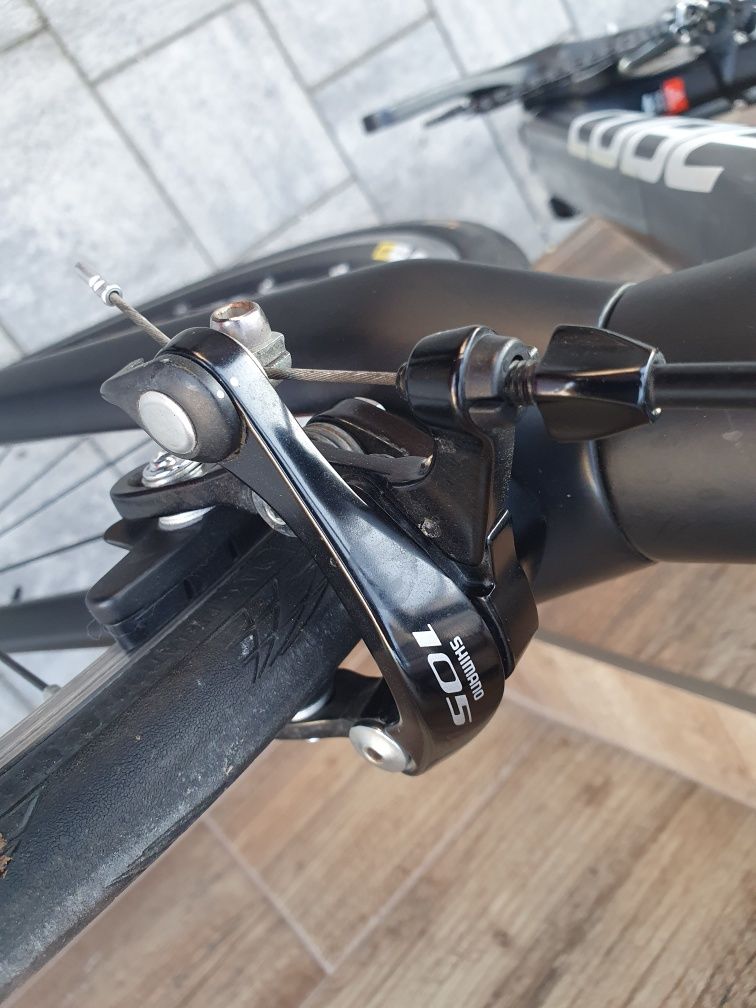 Rower szosowy carbon Cube Attain, rozmiar 58, Shimano 105 11 rzędowy