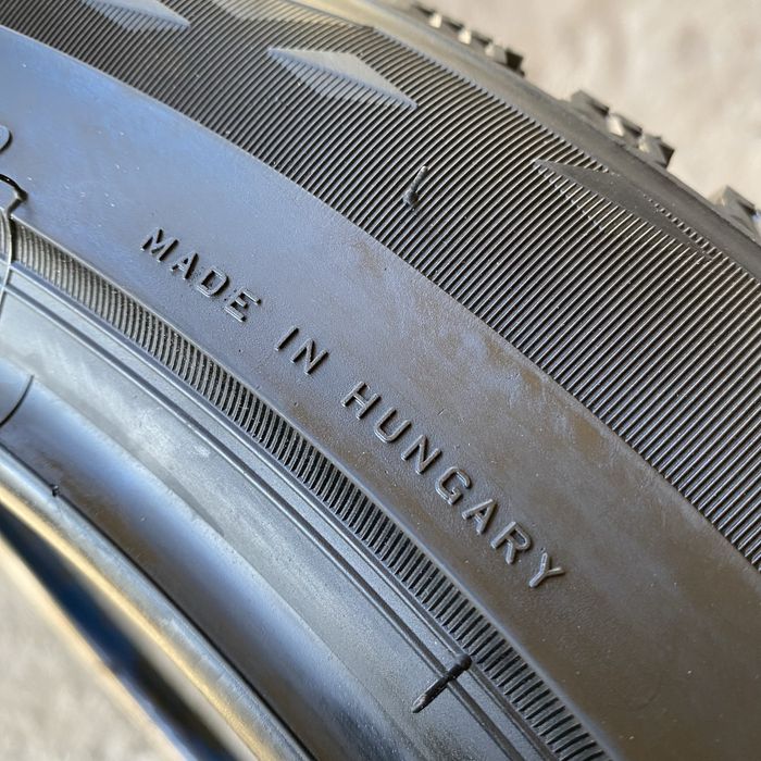 Шини нові 235/45/18 - 4шт Bridgestone Blizzak Spike 3 зима