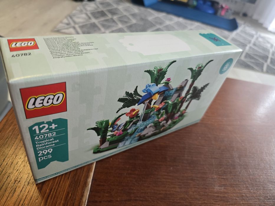 Lego 40782 Diorama z Tropikalnym Lasem Deszczowym