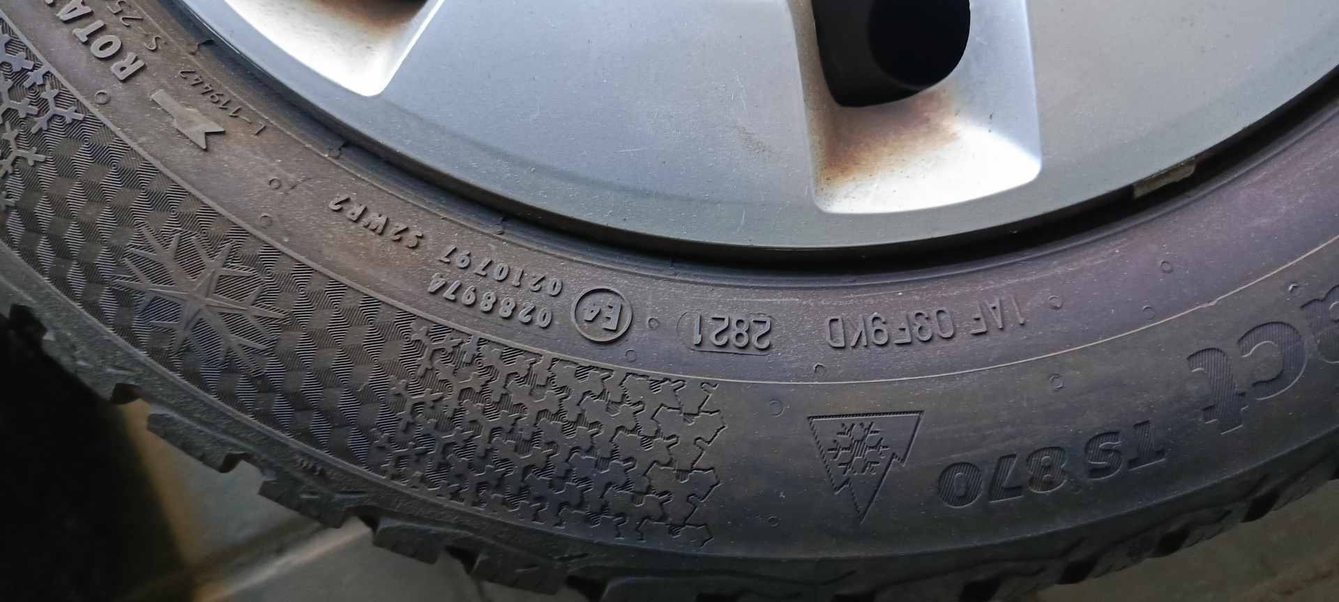 Koła  15" audi A1 185/60/15 Continental 5x100