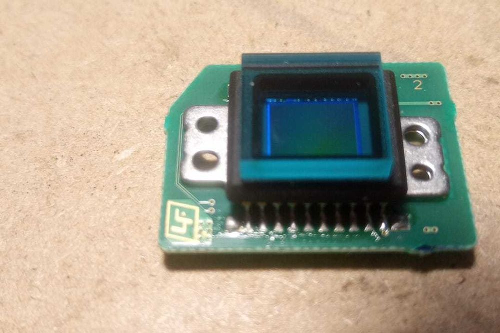 Nikon P520/ CCD // Tel 663^706^027