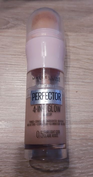 Podkład korektor rozświetlacz Maybelline New York Instant Perfector Gl