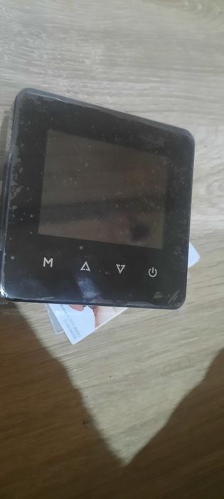 Inteligentny termostat smart life