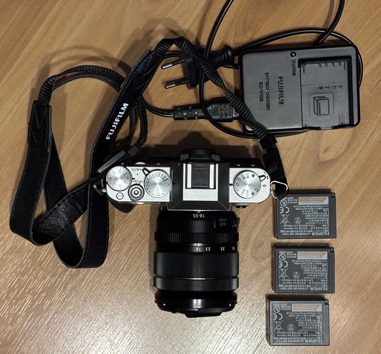 FUJIFILM X-T20 + XF 18-55/2.8-4 + trzy akumulatory