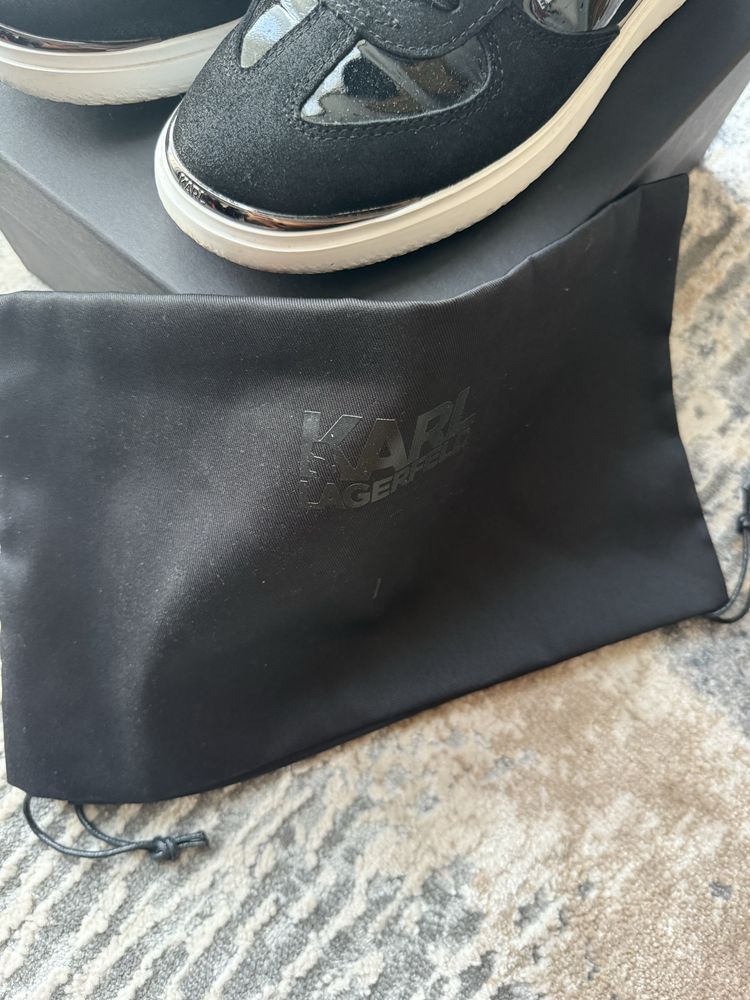 Karl Lagerfield оригінал кросівки жіночі