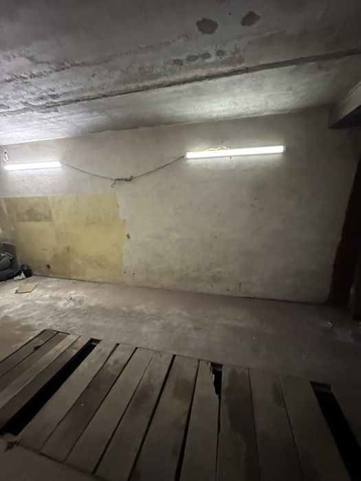 Оренда. Капітальний гараж. Тополя 1 Аренда капитальный гараж Тополь 1