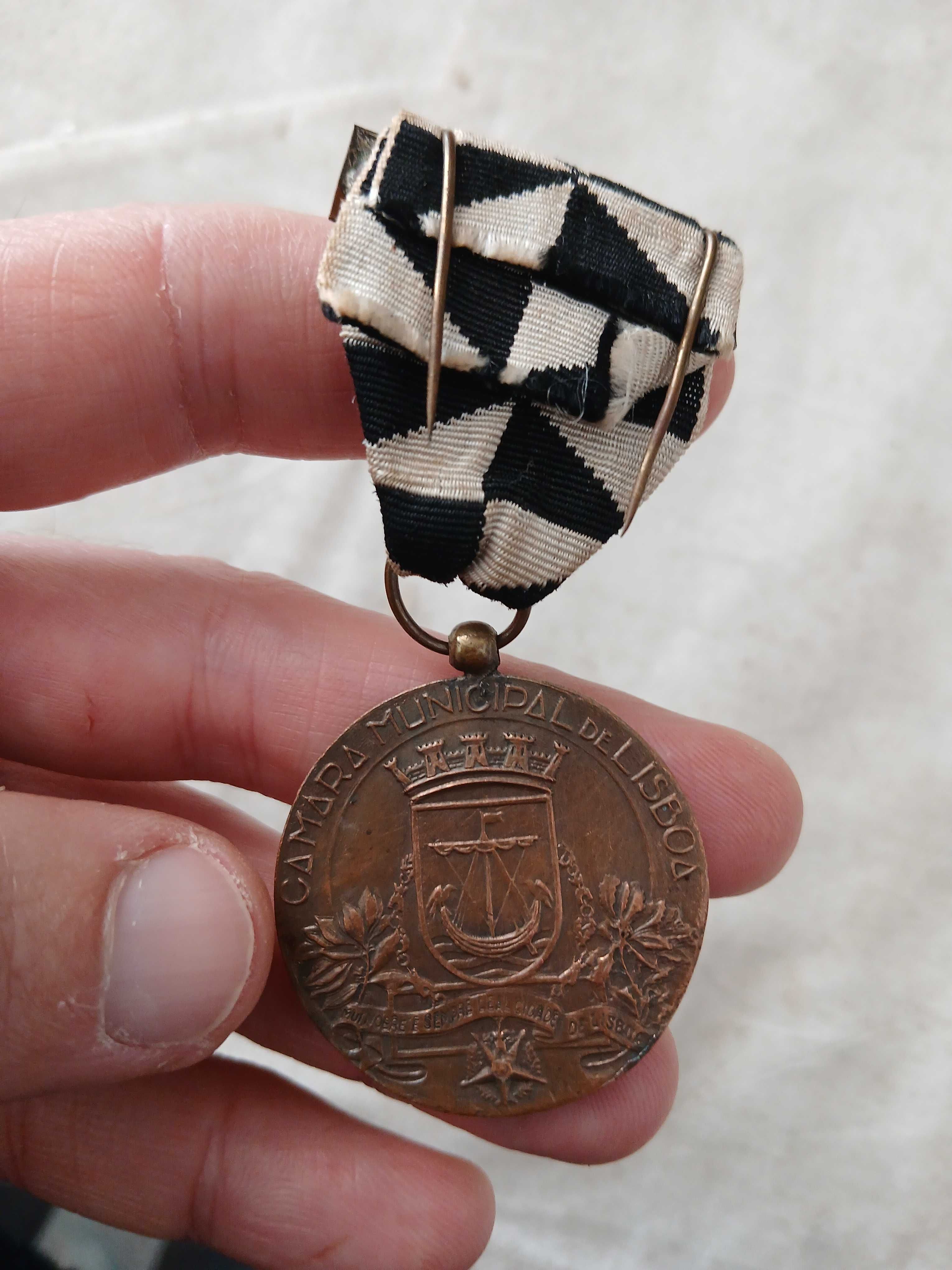 Medalha Comportamento exemplar B.S.B. Camara Municipal Lisboa