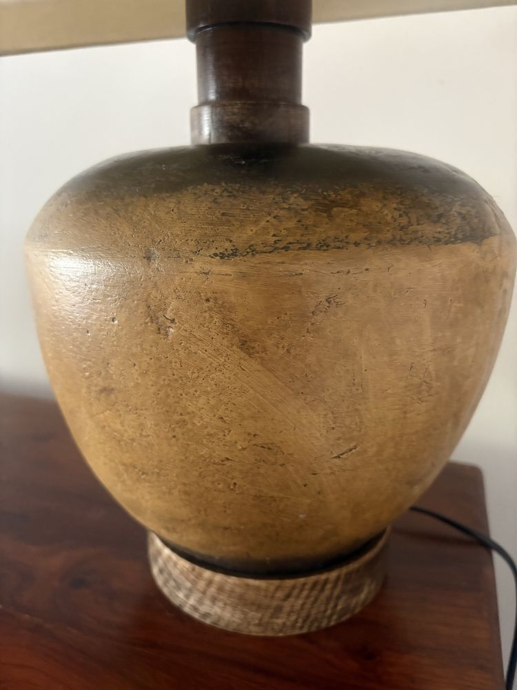 Lampa stolowa indyjska