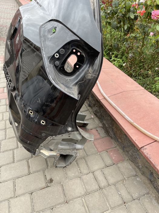 Левая задняя четверть