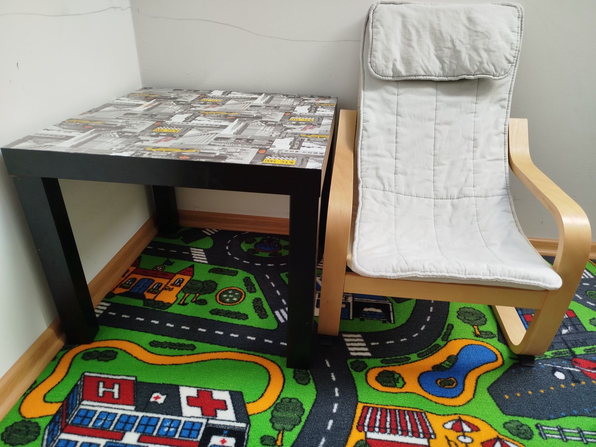 Stolik+ fotel Ikea dla dzieci