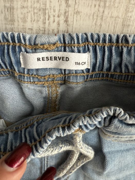 Jeansy chłopięce Reserved