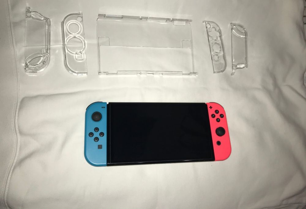 Nintendo switch oled комплект+ аккаунт з 50 іграми+чохли+micro sd