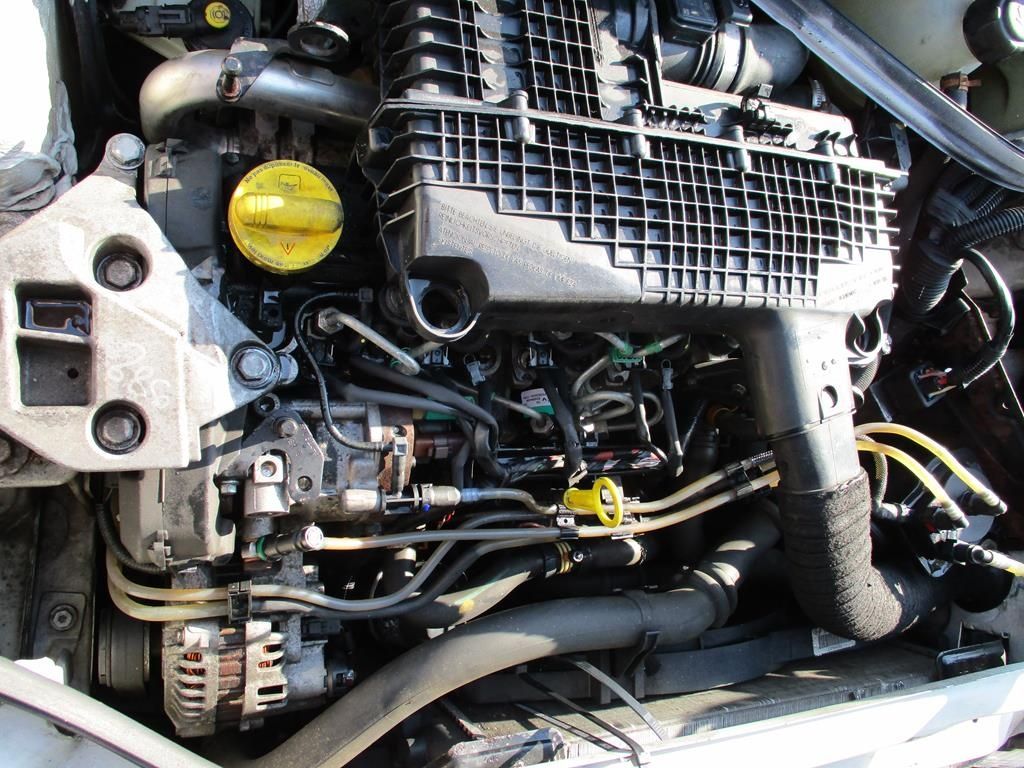 Silnik 1.5 DCI kompletny z osprzętem!