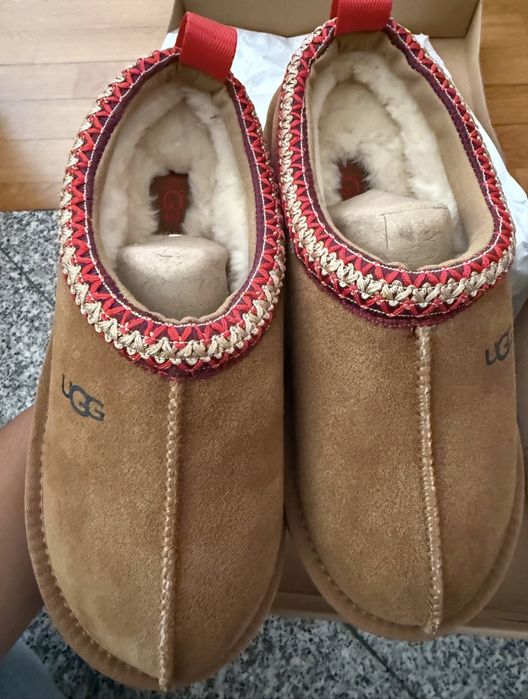 Vendo UGG Tazz 37