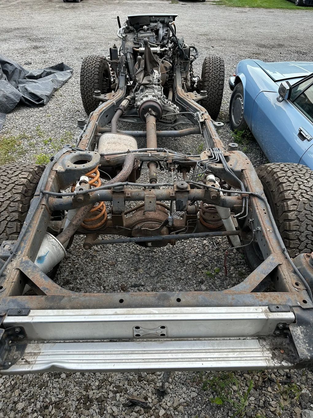 TYLNY MOST NISSAN PATROL 04r.