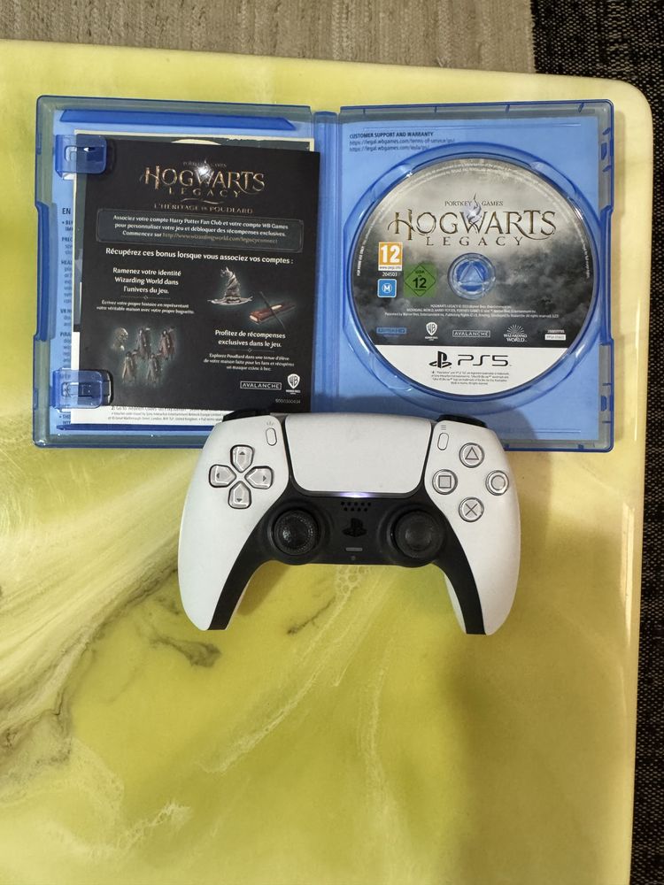 Playstation 5 + comando + jogo