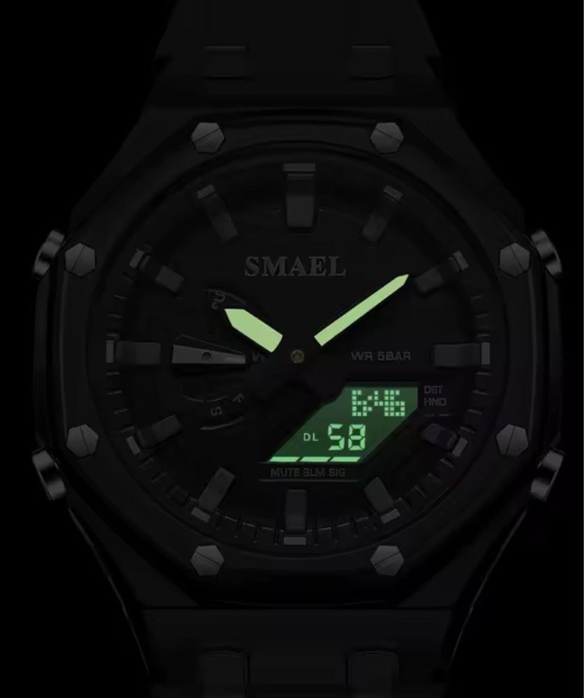 Годинник Smael.