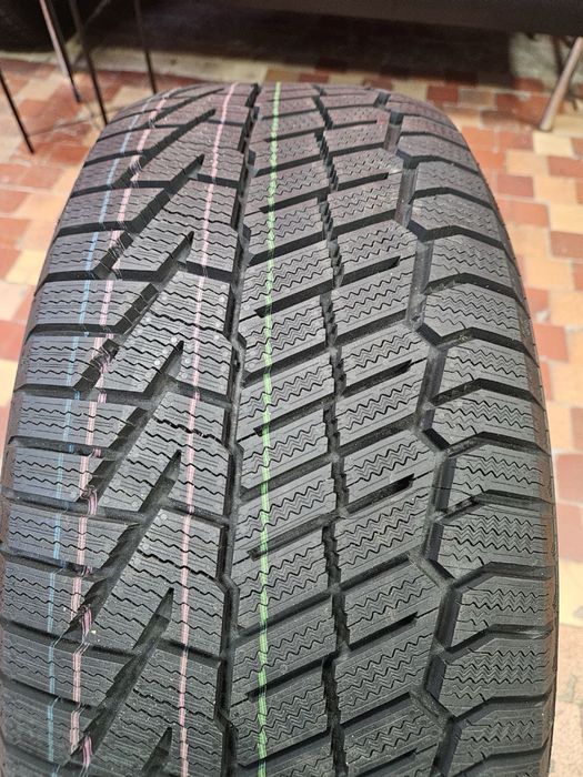 Зимові Continental 245/50 R19 RunFlat для BMW X3 X4 — нові 7000 грн