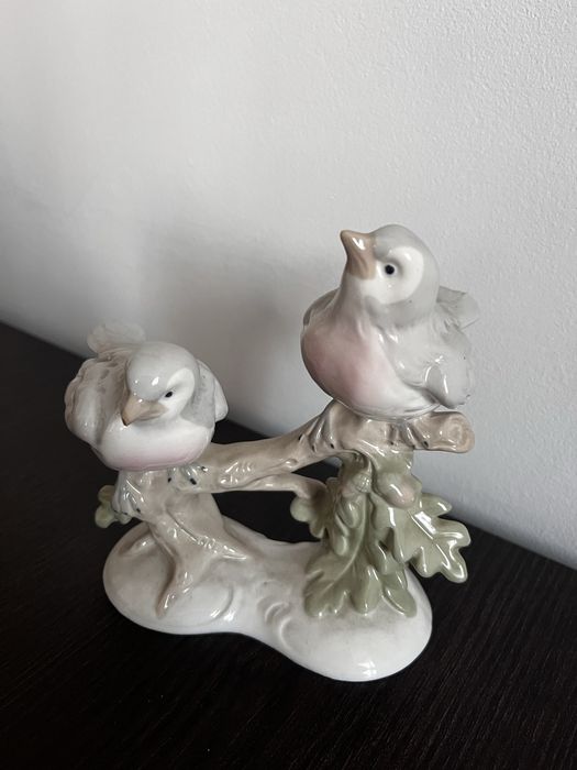 Figurka porcelonowa ptakow