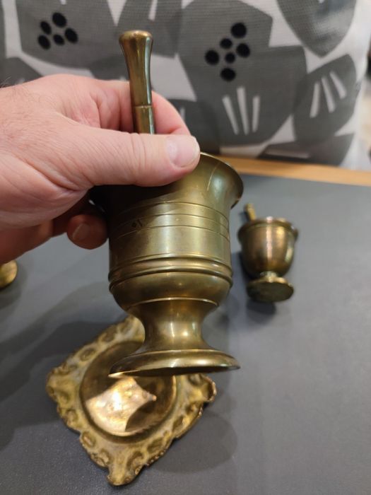 Moździerze z brązu