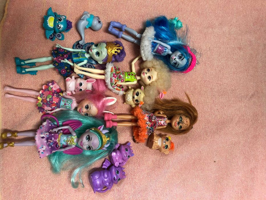 Bonecas Enchantimals