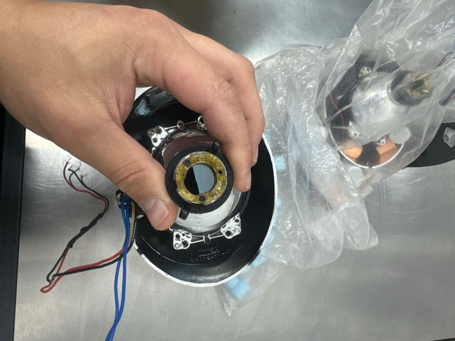 Продам комплект біксенонових лінз 3 дюйми