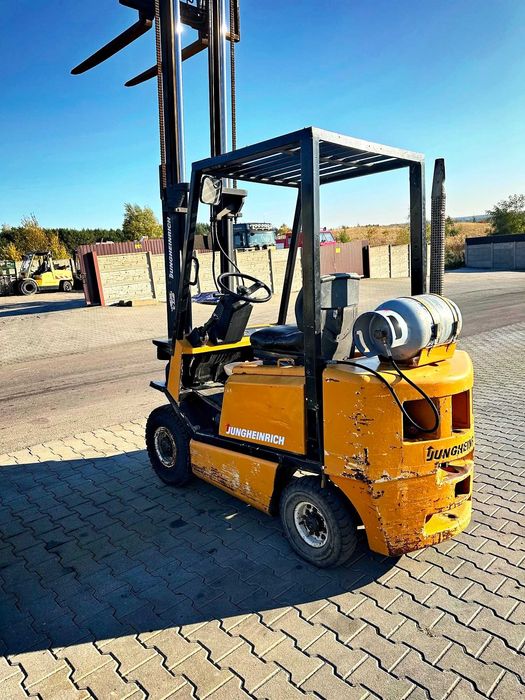 wózek widłowy JUNGHEINRCH TFG20 LPG udźwig 2000kg 3.30m przesuw boczny