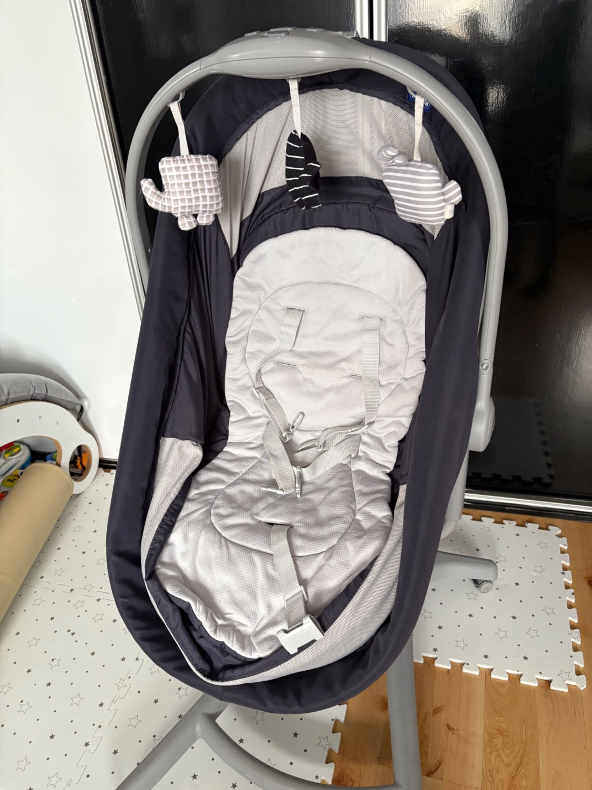 Chicco Baby Hug Air łóżeczko kołyska krzesełko
