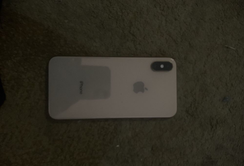 Продам Айфон хs на 256 гб