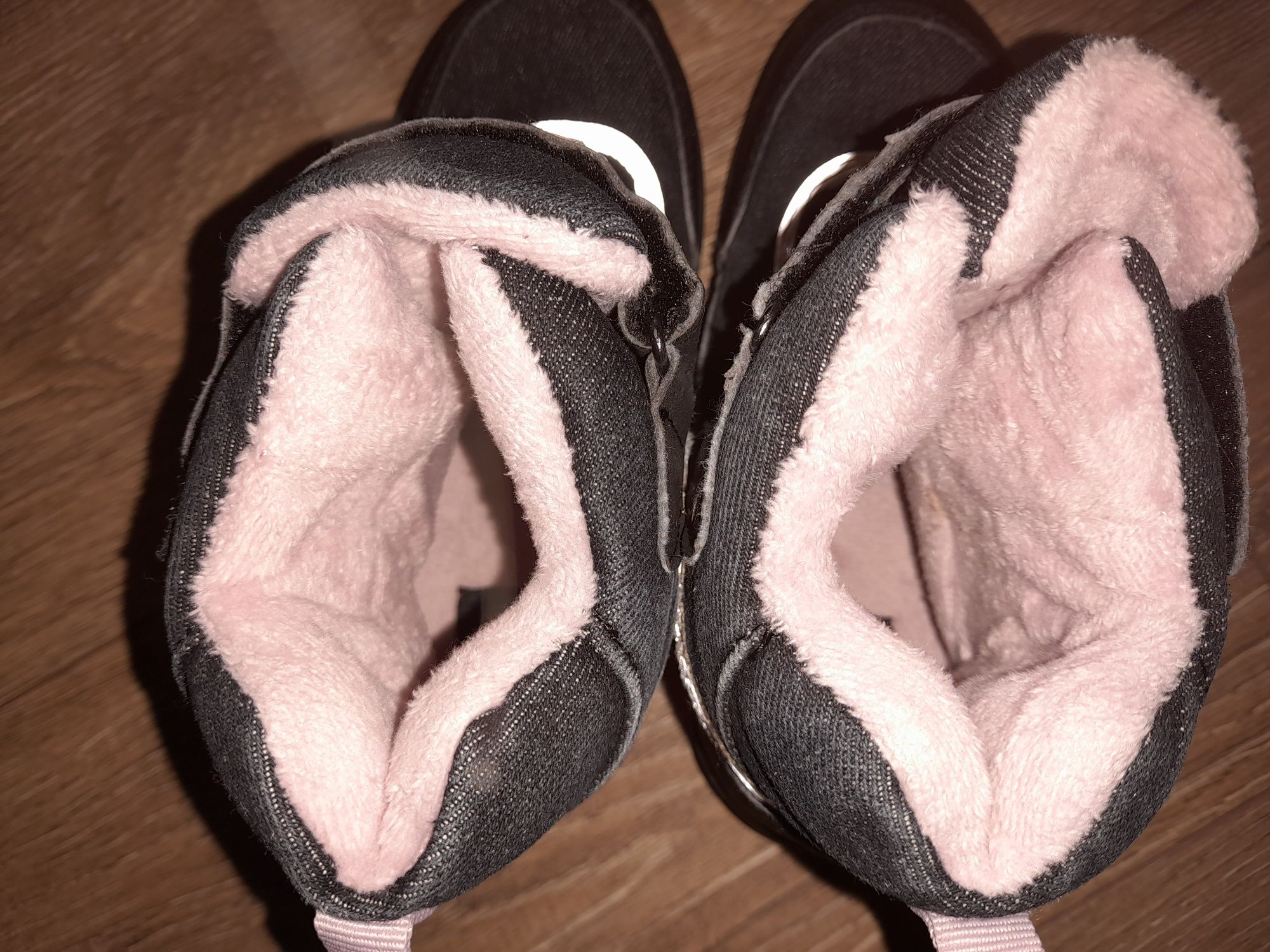 Śniegowce trzewiki dziewczęce buty zimowe na rzepy sinsay r. 30 odblas