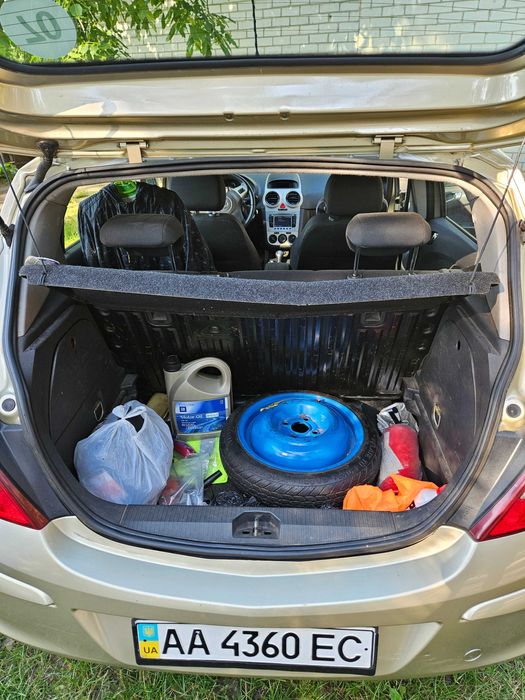 Продаєтся Opel Corsa 1.2