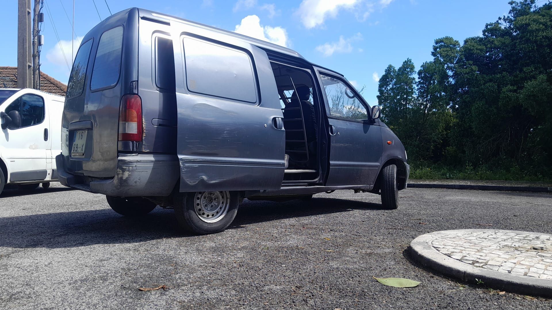 Nissan vanette ld23
