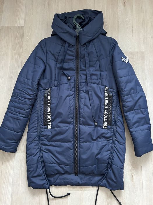 Осіння куртка жіноча