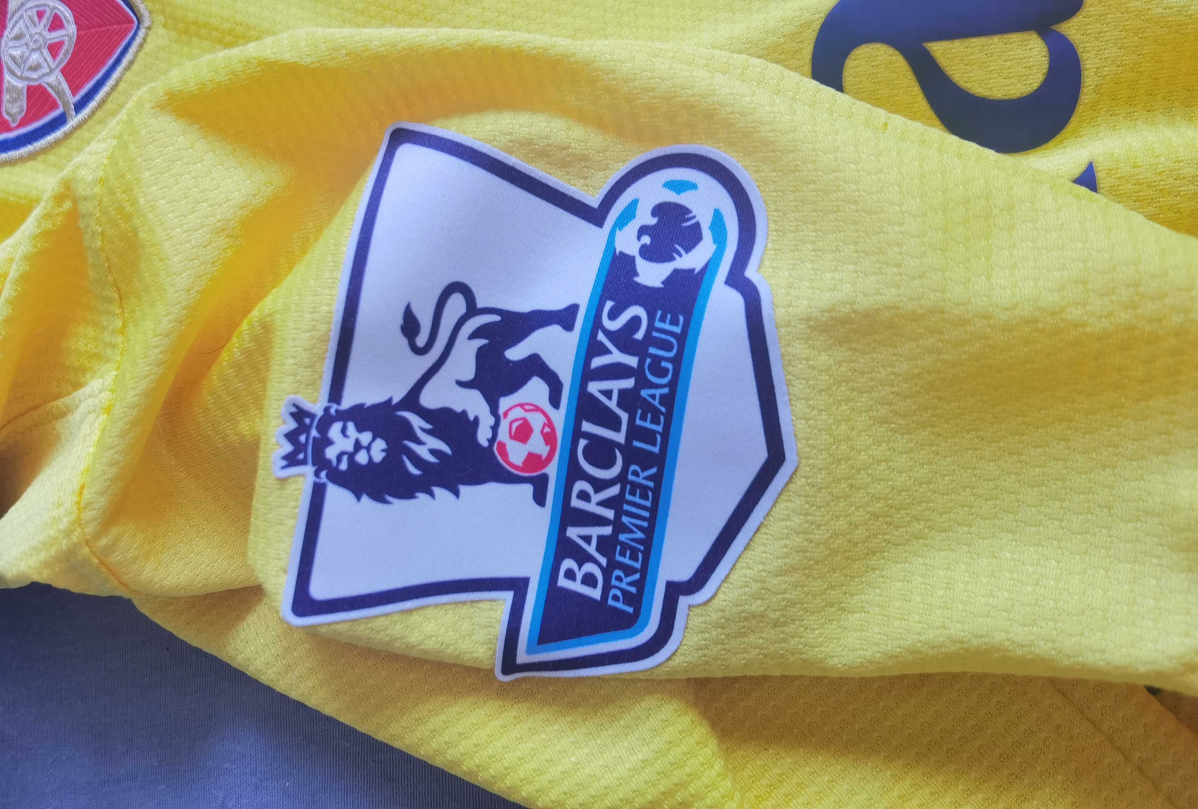 Oryginalna koszulka Arsenalu z sezonu 2013/14