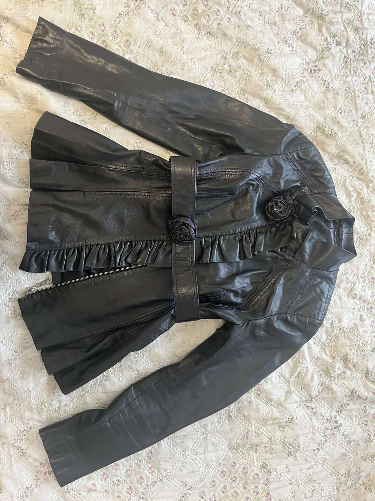 Продам шкіряну куртку