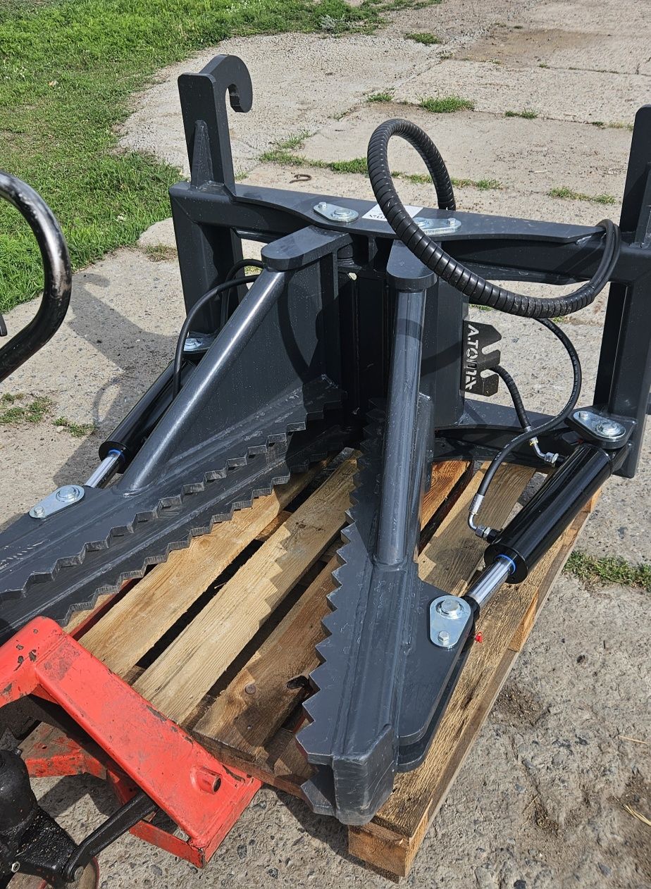 Викорчувавч на JCB крокодил