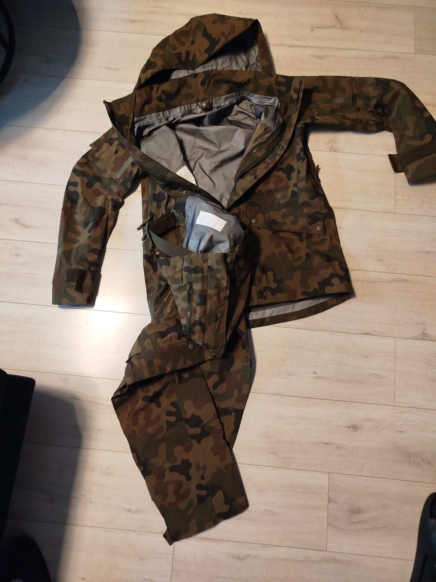 Ubranie ochronne Gore-tex