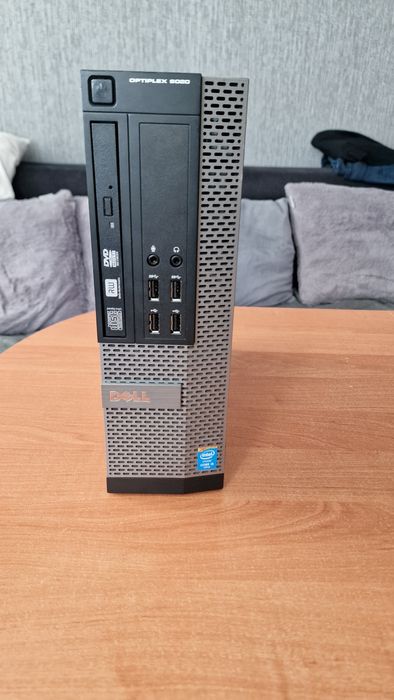 Dell optiplex 9020 SFF I5 8 GB RAM.