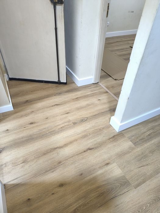 Carpinteiro/ferragens/serviços